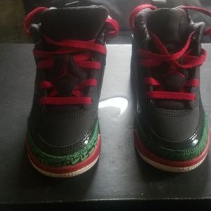 Almost new boys sneakers